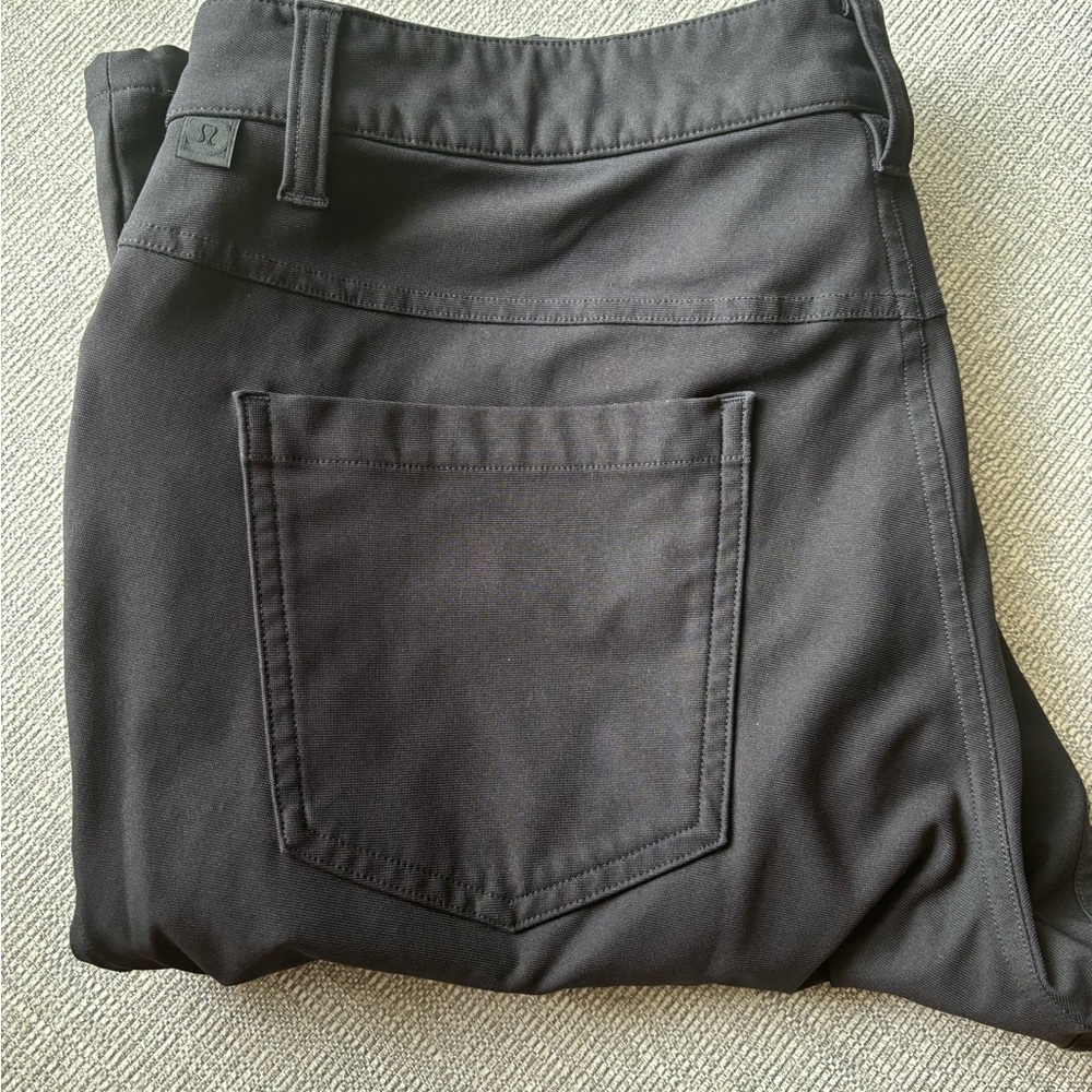 Lululemon ABC pants, black